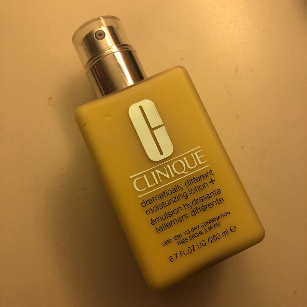 Clinique Dramatically Different Lotion